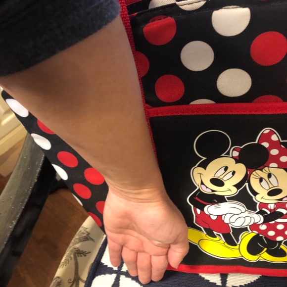 NWT Disney Termo bag with zipper - Picture 5 of 6